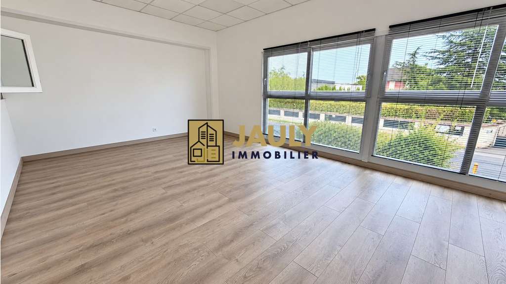 Local artisanal en ZFU - 220 m²