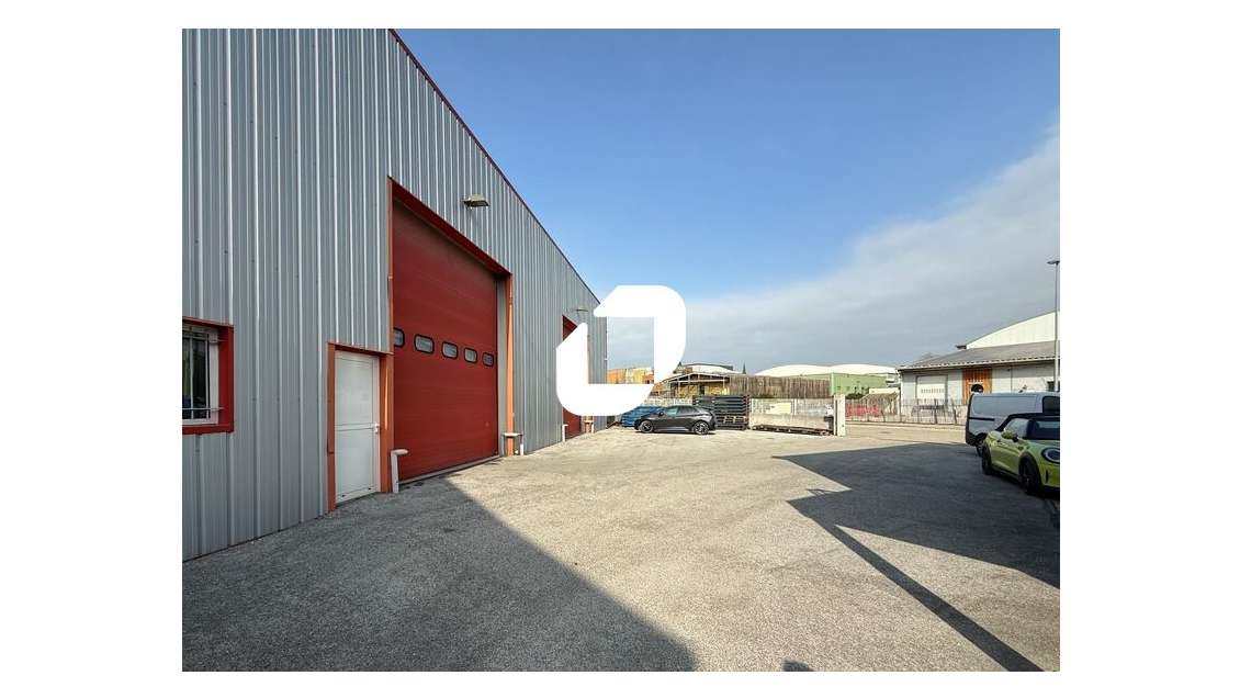 A louer Local d'activité 665m² Mejannes les ales