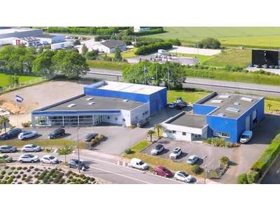 Location Locaux d'activités - Entrepôts à Mellac