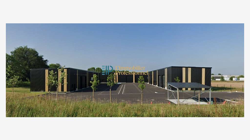 À louer local d’activité récent 183m² ZA Mellac