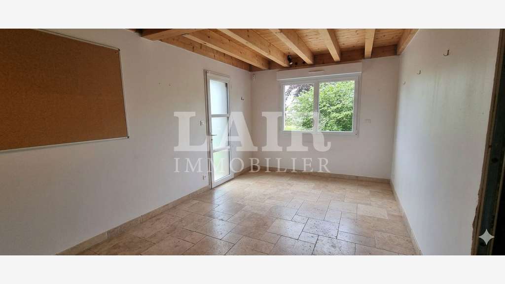 Rare à louer local 300m² agglo d'Alençon