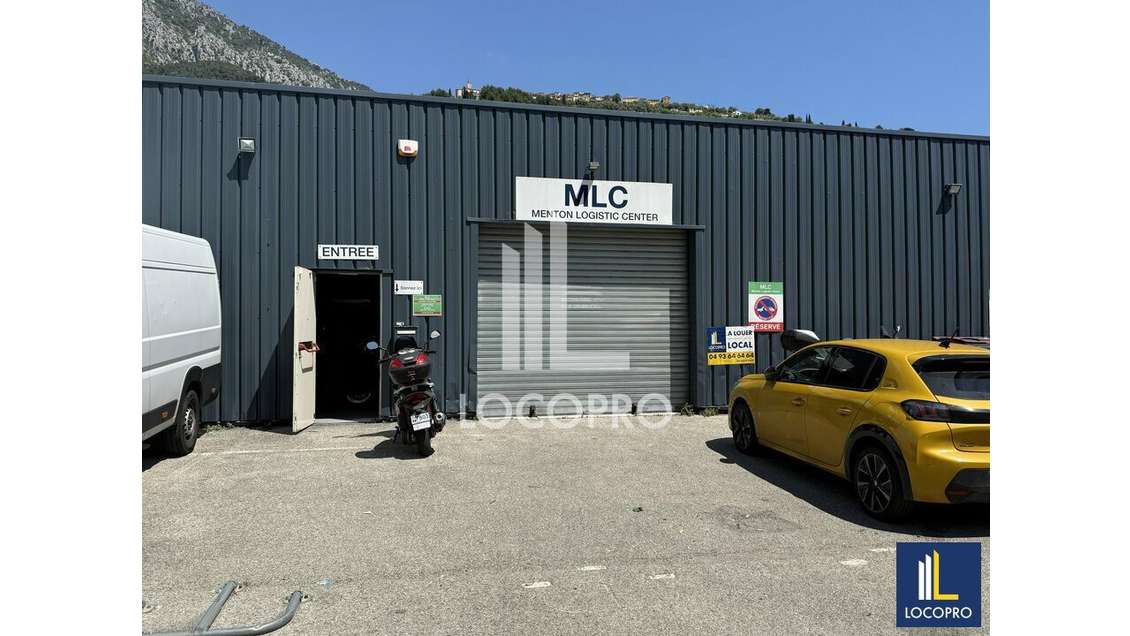 Location local entrepôt à Menton ZI du Haut Careï