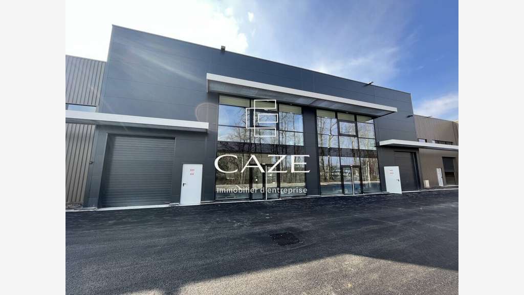 A louer local 509m² zone Vert Castel Mérignac