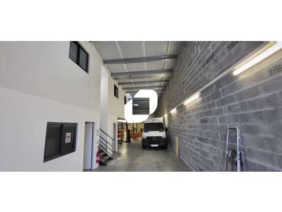 Location Locaux d'activités - Entrepôts à Mérignac