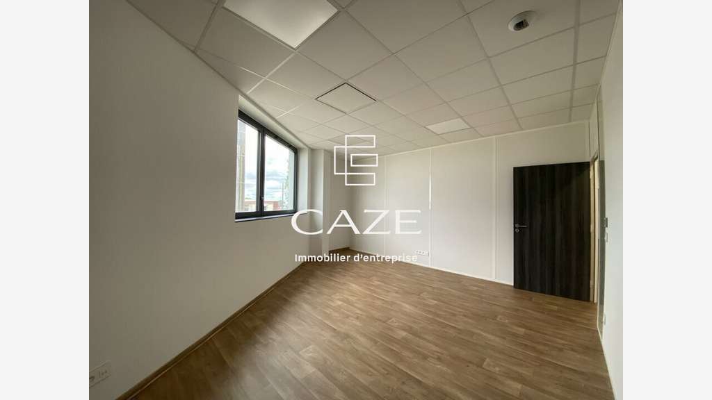 A louer bâtiment mixte 488m² prox rocade Mérignac