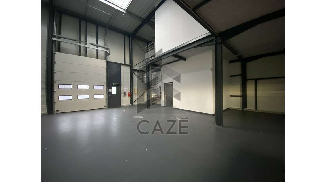 A louer bâtiment mixte 488m² prox rocade Mérignac