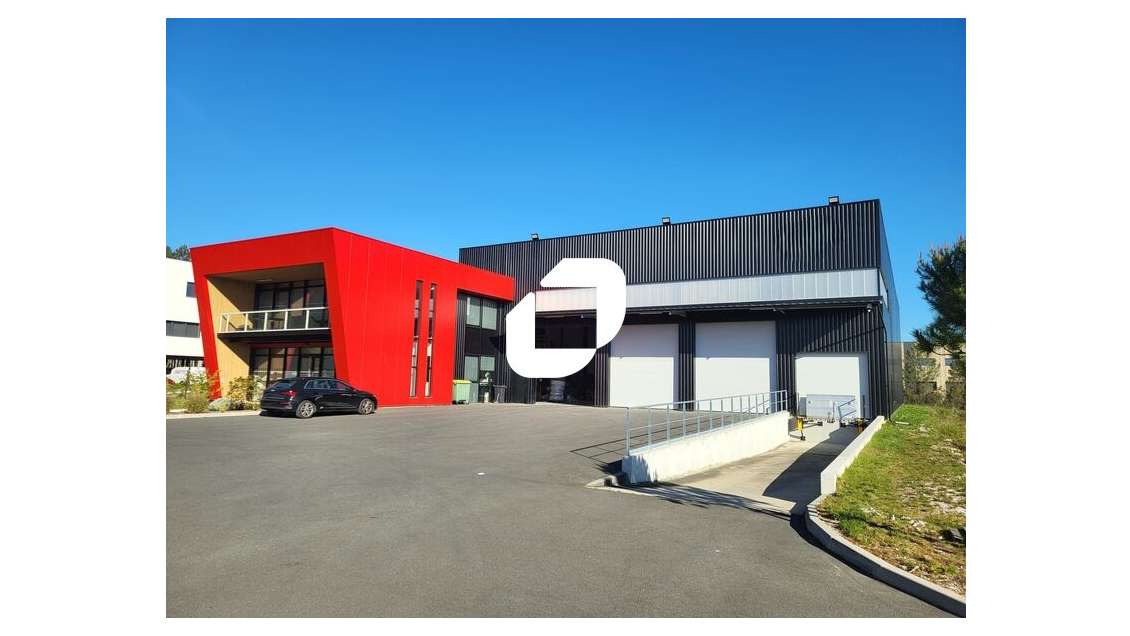 A louer Local d'activité 1390m² Merignac