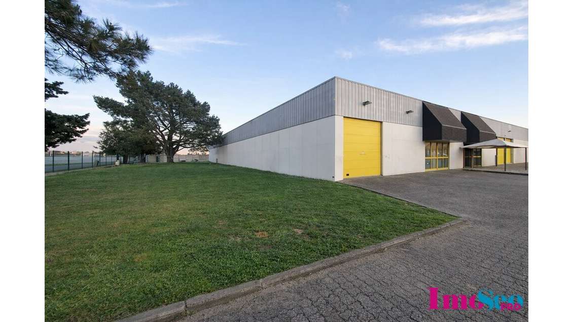 Entrepôt 365m² à louer ZI du Phare à Mérignac
