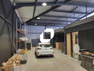 Location Locaux d'activités - Entrepôts à Mérignac