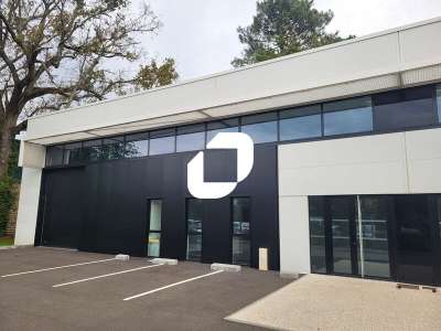 Location Locaux d'activités - Entrepôts à Mérignac