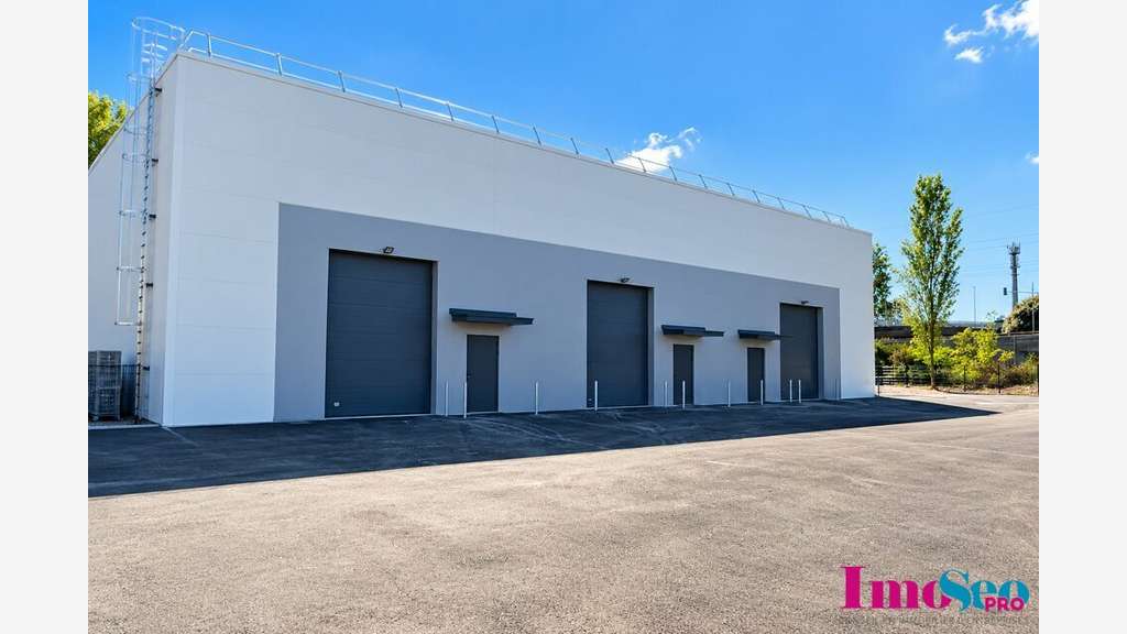 Entrepôt à louer MERIGNAC