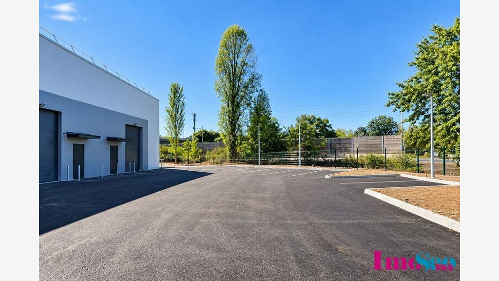 Entrepôt à louer MERIGNAC