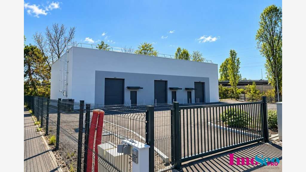 Entrepôt à louer MERIGNAC