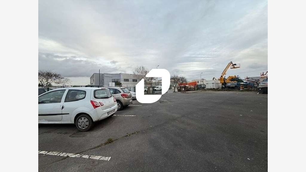 A louer Local d'activité 1173m² Mery sur oise