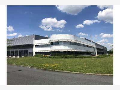 À louer – Entrepôt de 30 180 m² proche d'Orléans à