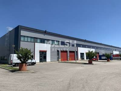 Location Locaux d'activités - Entrepôts à Meyzieu