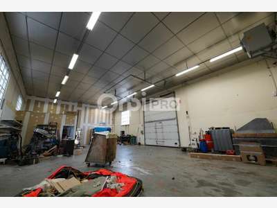 A louer bâtiment d'activité 490m² à Meyzieu