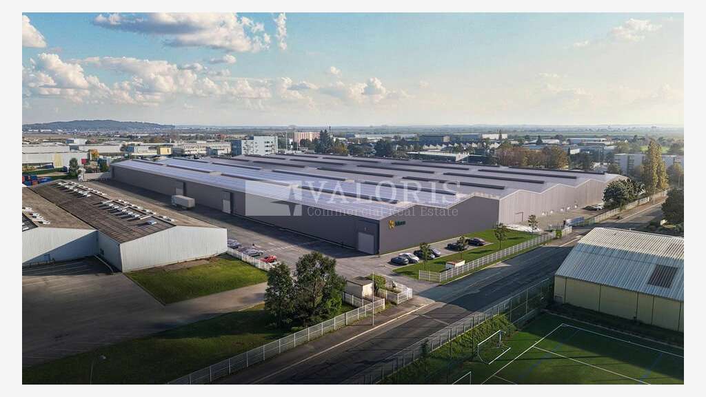 Entrepôt logistique à louer à Meyzieu