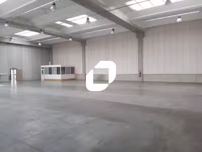 A louer Local d'activité 922m² Meyzieu