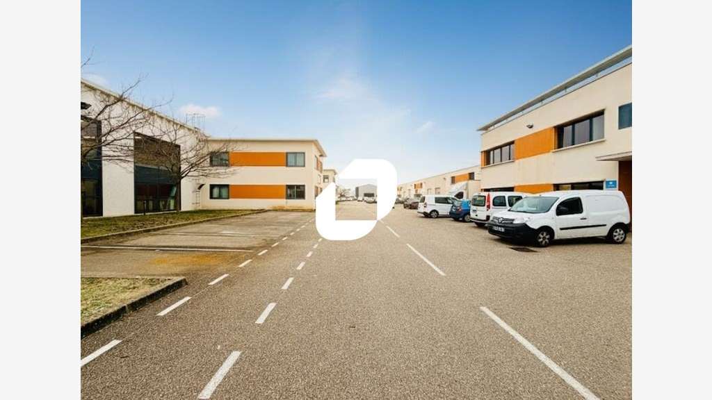 A louer Local d'activité 922m² Meyzieu