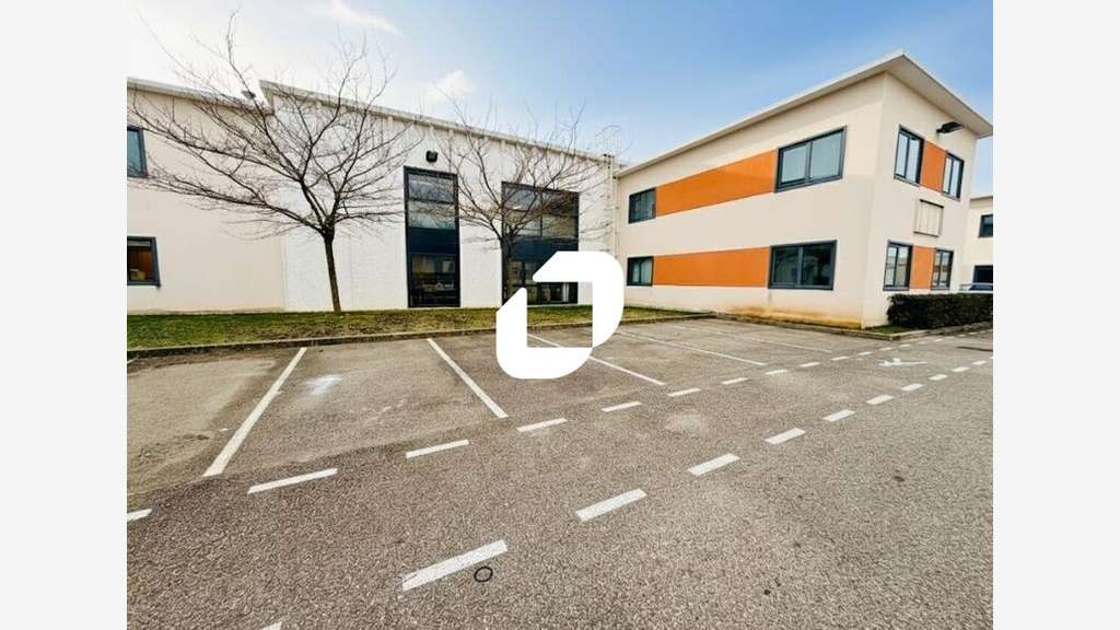 A louer Local d'activité 922m² Meyzieu