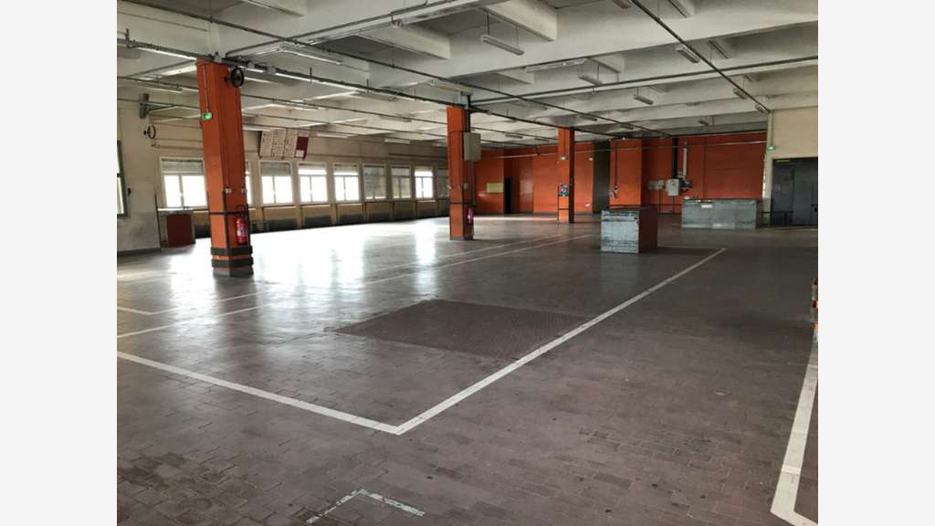 Plateaux d'activité 2916m² à louer à Migennes (89)