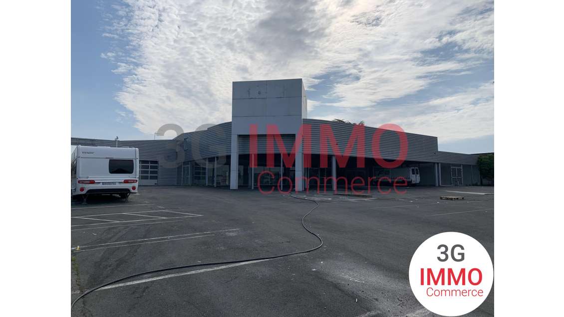 Local industriel 317m² à louer à Migné-Auxances