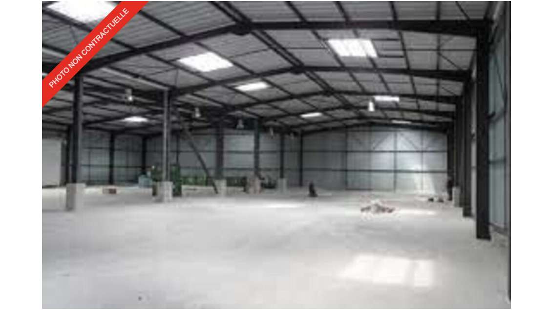 A louer local d'activité de 654m² à Milizac