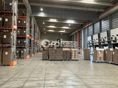 A louer entrepôt logistique 5391m² à Mions