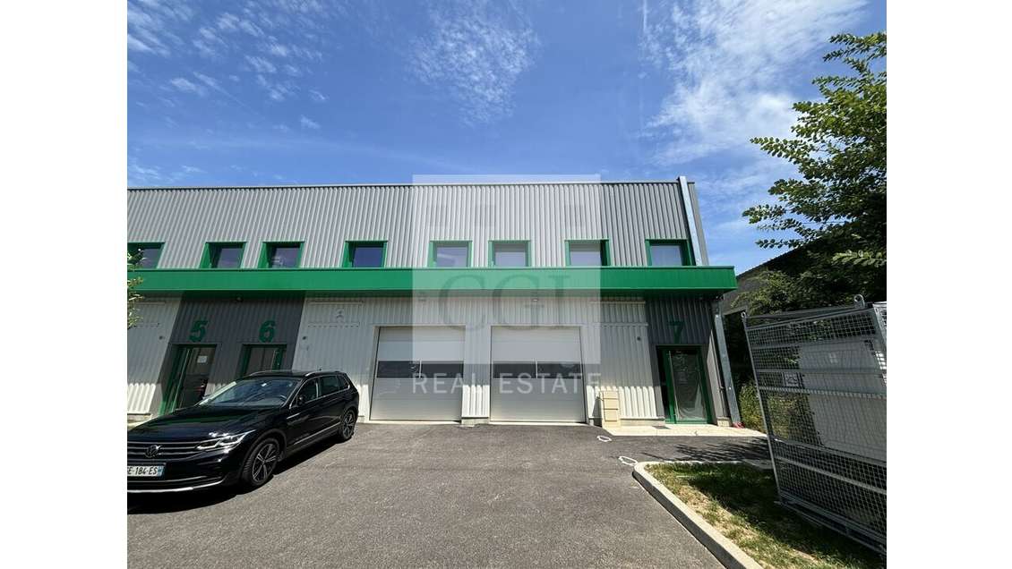 A louer local d'activités 154m² à Mions