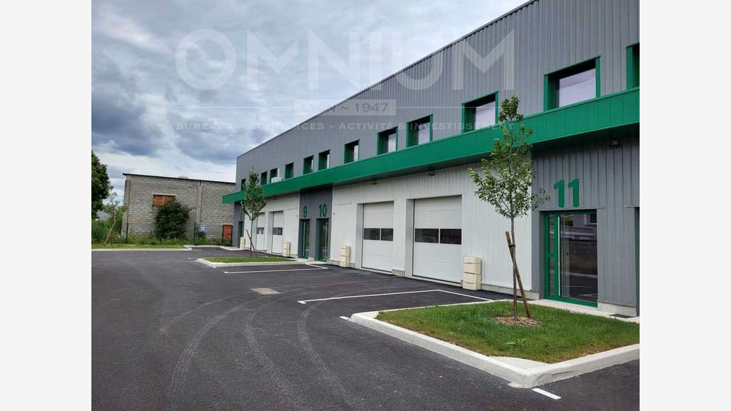 A louer cellules d'activité 154m² à Mions