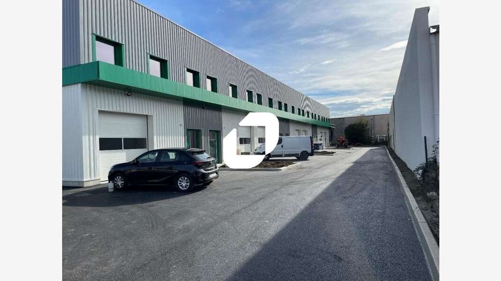 A louer Local d'activité 308m² Mions