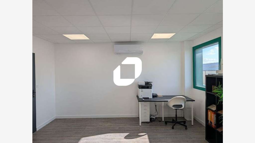 A louer Local d'activité 308m² Mions