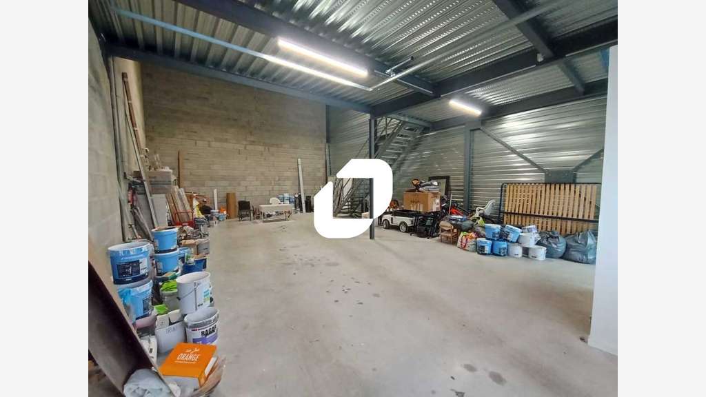 A louer Local d'activité 308m² Mions