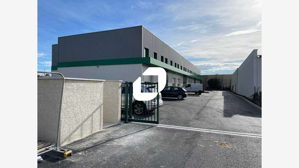 A louer Local d'activité 462m² Mions