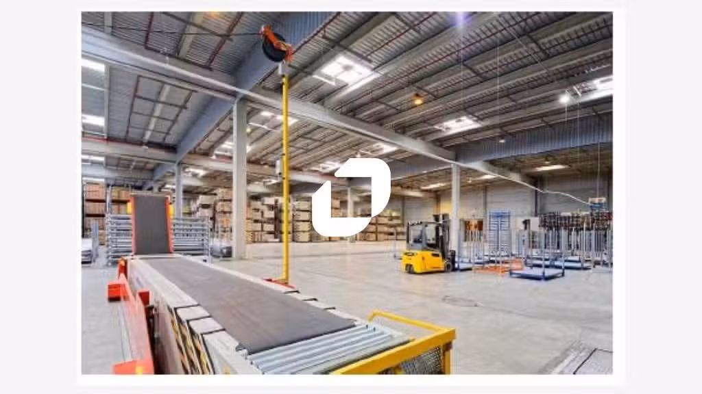 A louer Local d'activité 7933m² Mions