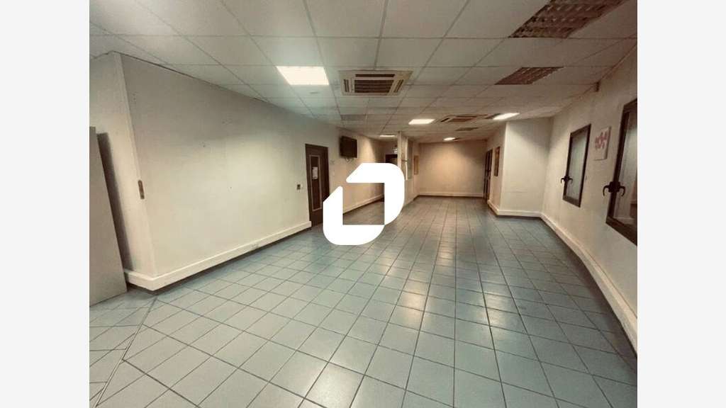 A louer Local d'activité 2337m² Mions