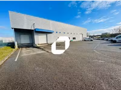 A louer Local d'activité 2337m² Mions