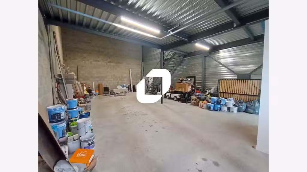 A louer Local d'activité 462m² Mions