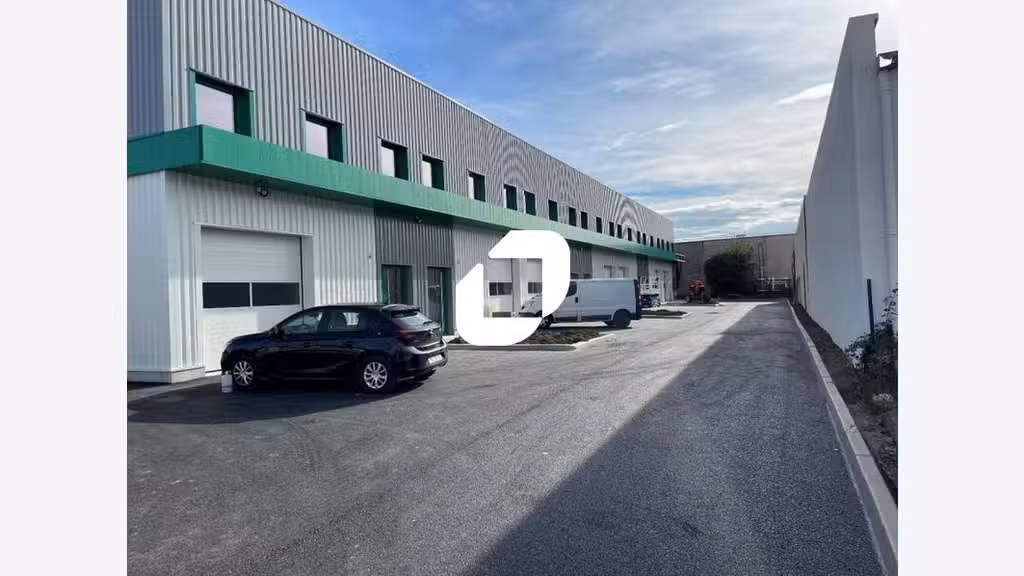 A louer Local d'activité 462m² Mions