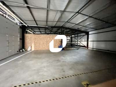 Location Locaux d'activités - Entrepôts à Mios