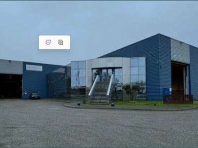Local d'activités 4460m² à louer aux Echets (01)