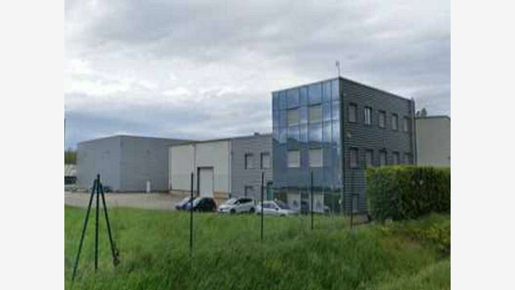 Bâtiment 3544m² à louer à Miribel-Les Echets