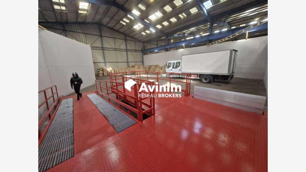 Location cellule 450m² à Mitry-Mory proche A1