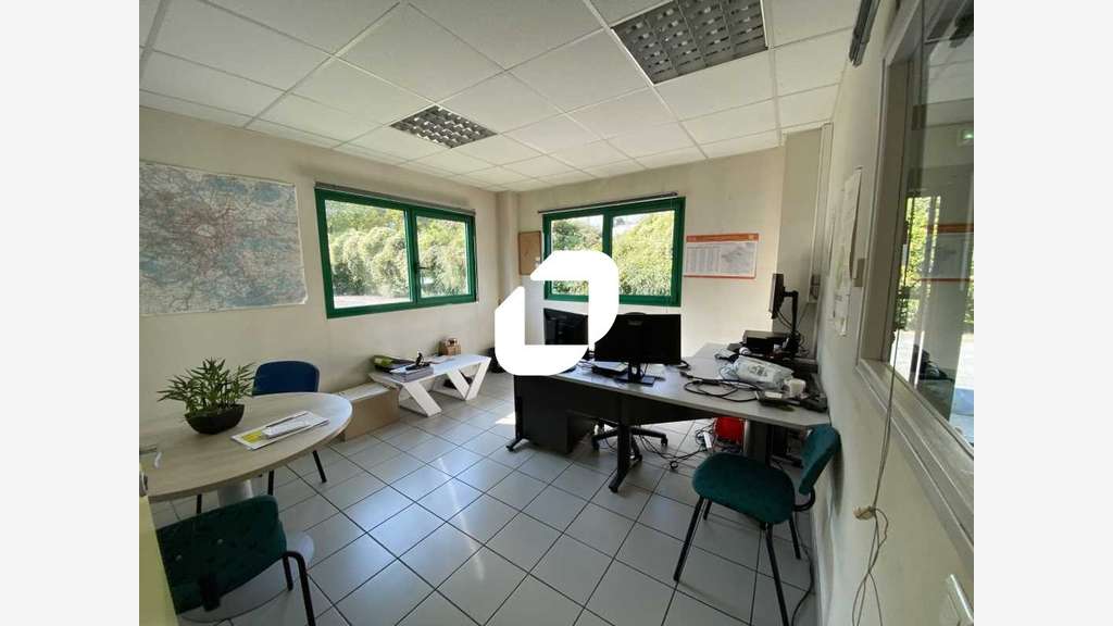 A louer Local d'activité 2800m² Mitry mory