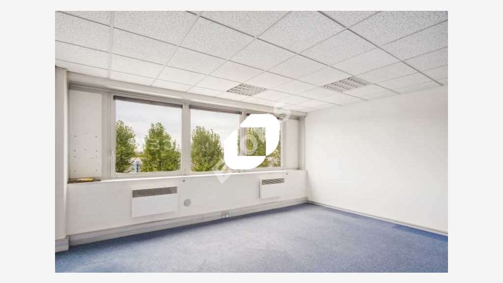 A louer Local d'activité 662m² Mitry mory