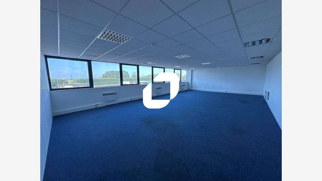 A louer Local d'activité 679m² Mitry mory