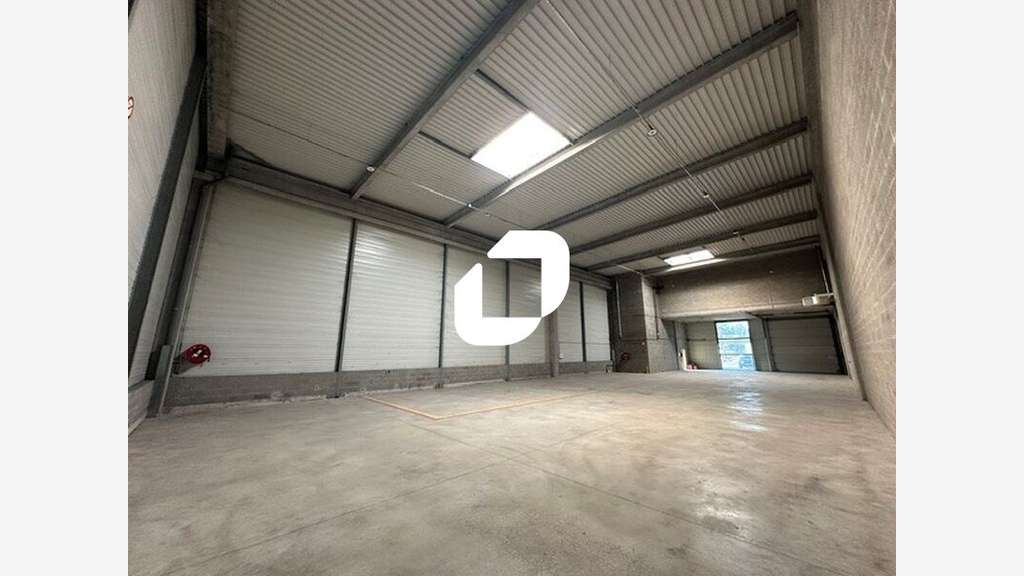 A louer Local d'activité 679m² Mitry mory