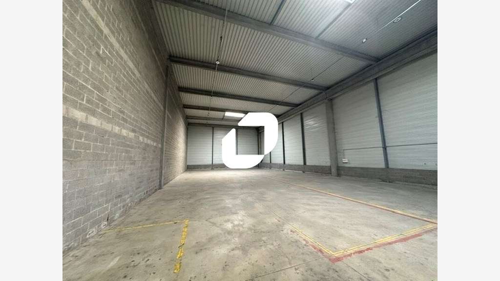 A louer Local d'activité 679m² Mitry mory