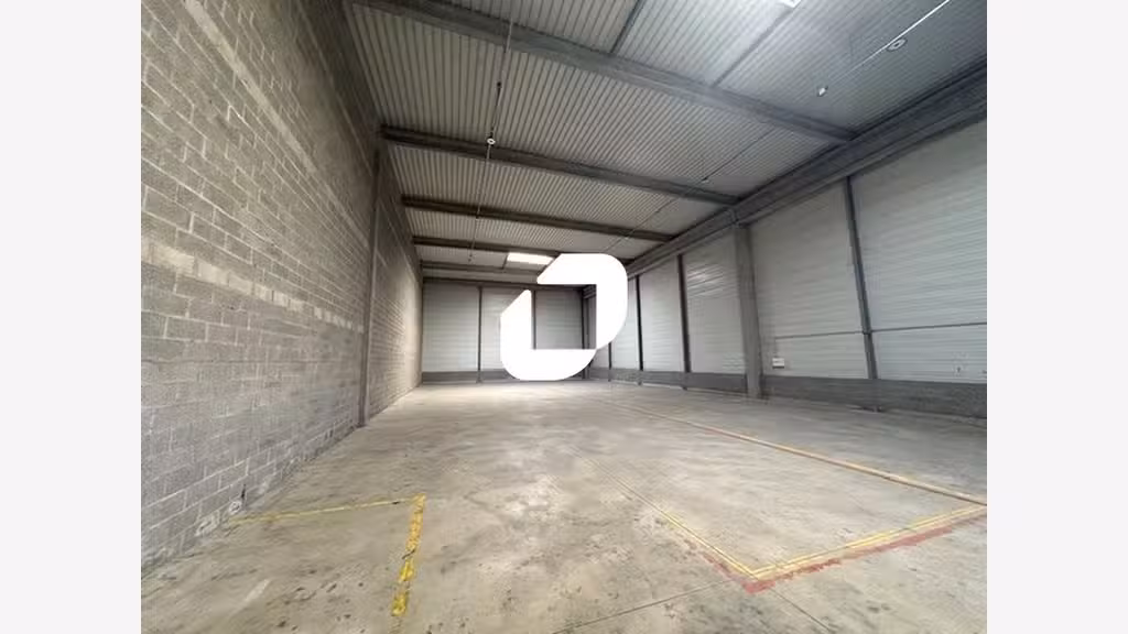 A louer Local d'activité 679m² Mitry mory